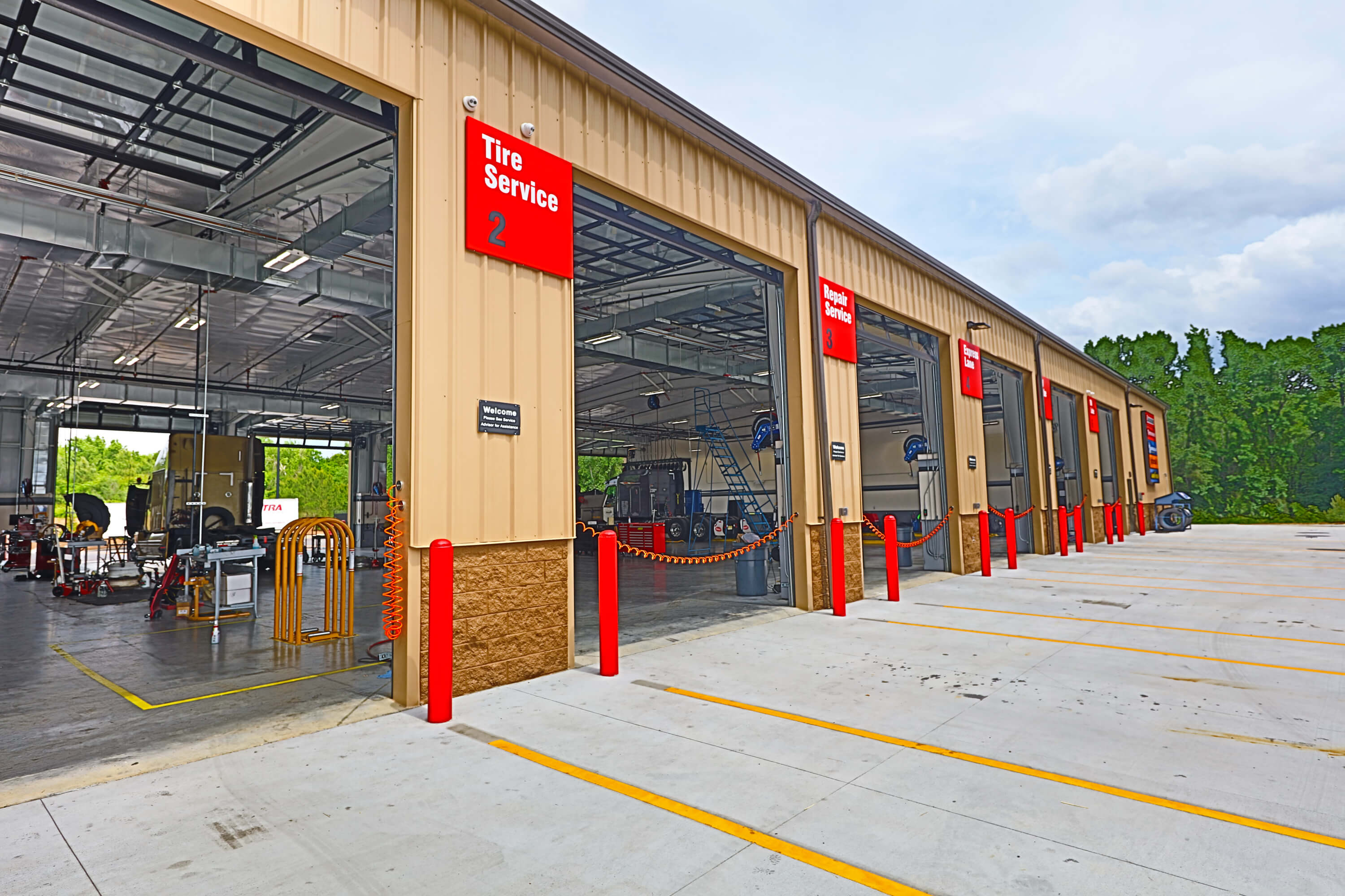 Garage Exterior_signage CT Darnell® Construction